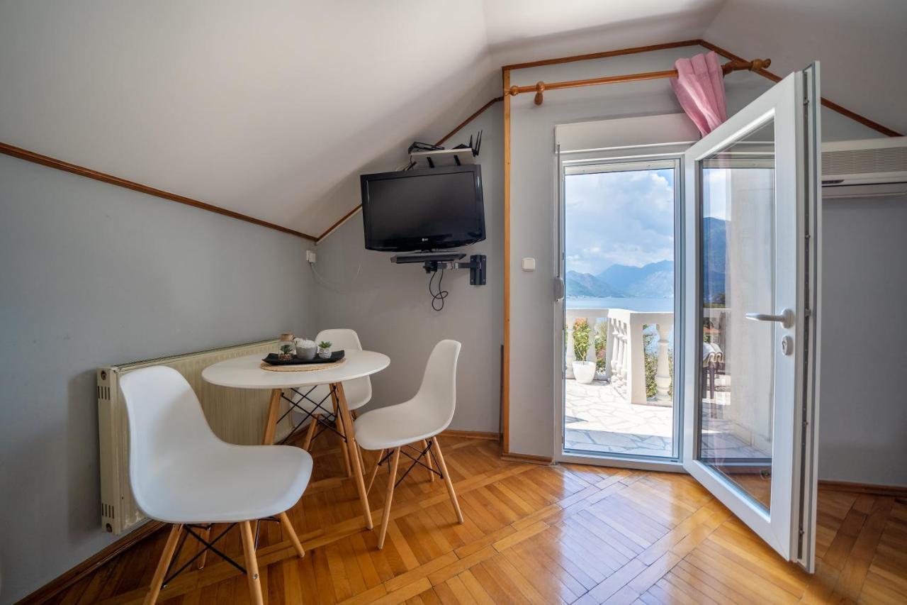 Apartment With Sea View Kotor Kültér fotó