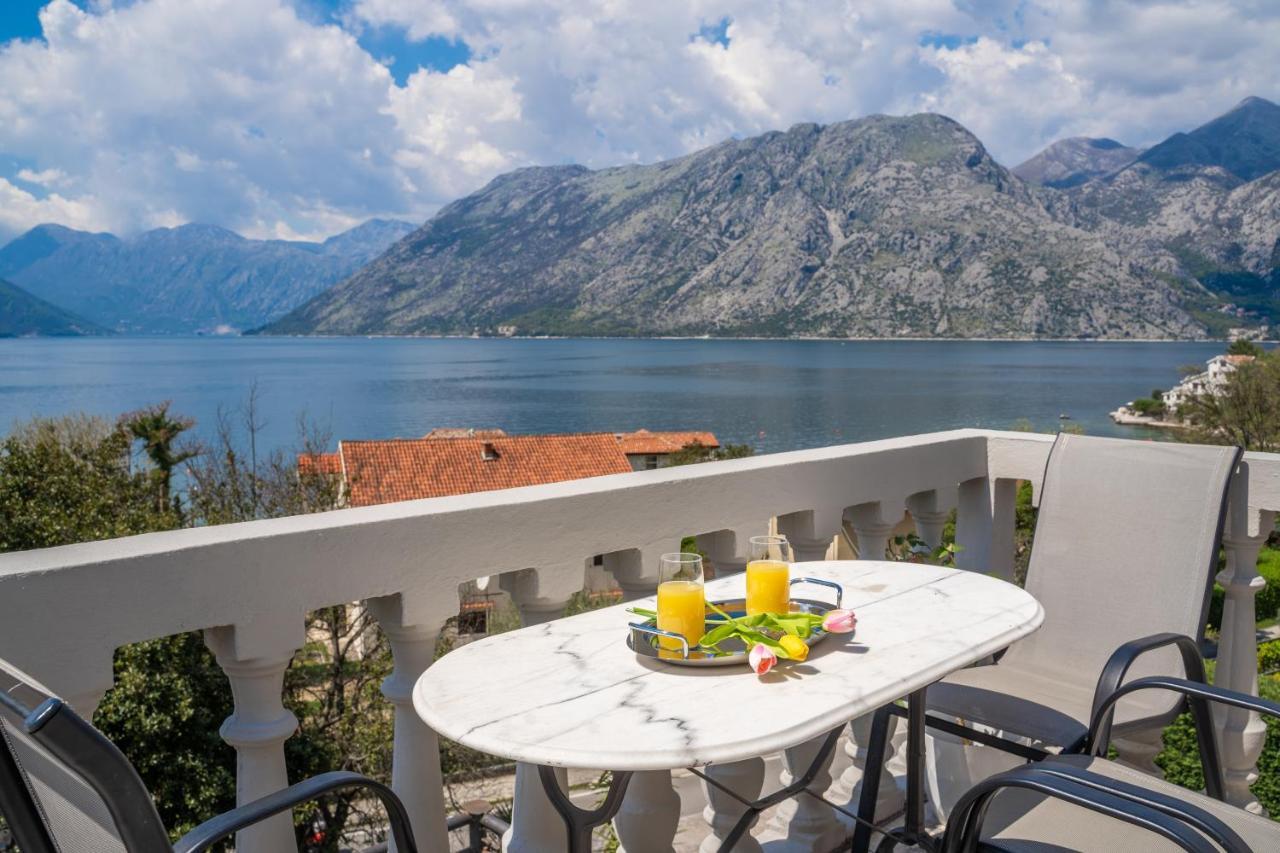 Apartment With Sea View Kotor Kültér fotó